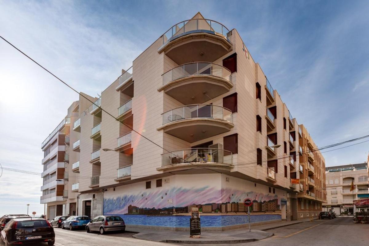 Nice Apartment With Terrace On The Los Locos Beach Torrevieja Exterior foto
